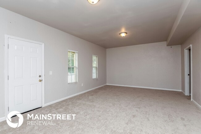 5789 Marbut Rd in Lithonia, GA - Building Photo - Building Photo