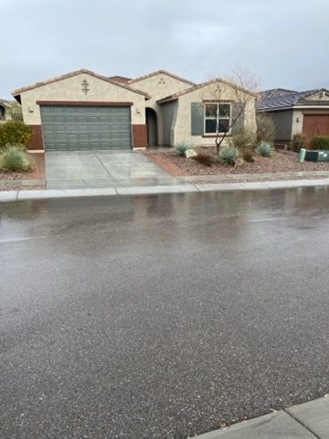 property at 11794 N Silverscape Dr