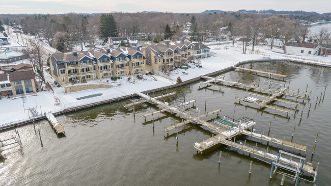 Waterside in Holland, MI - Building Photo - Building Photo