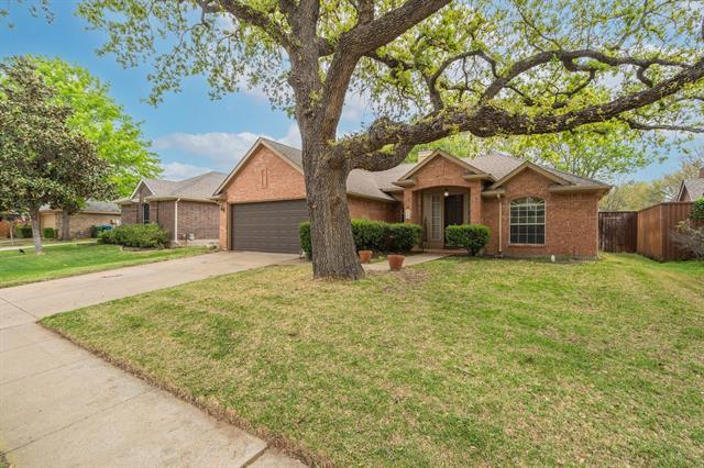 3900 Oak Park Dr in Flower Mound, TX - Building Photo - Building Photo