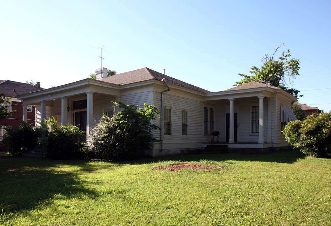 605 E 6th St in Little Rock, AR - Building Photo