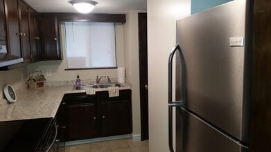 24180 Woodridge Cir in Bristol, VA - Building Photo - Building Photo