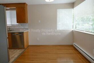 2430 NW 59th St in Seattle, WA - Building Photo - Building Photo