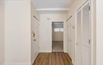 1014 E Osborn Rd in Phoenix, AZ - Building Photo - Building Photo