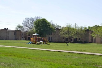 Basswood Manor in Lewisville, TX - Building Photo - Building Photo