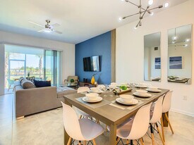 1136 Challenge Dr in Davenport, FL - Building Photo