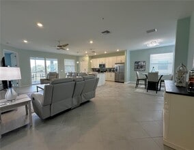 350e E Marion Ave in Punta Gorda, FL - Building Photo - Building Photo