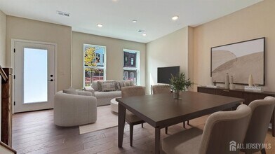 606 Sadie Cir in New Brunswick, NJ - Building Photo - Building Photo