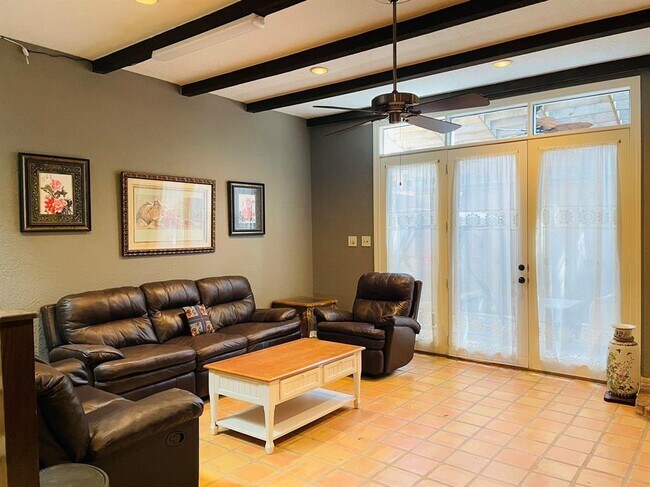15017 Kimberley Ct