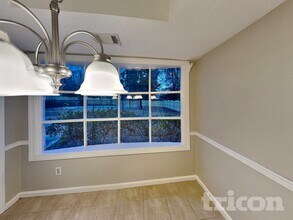 2855 Dellinger Dr in Marietta, GA - Foto de edificio - Building Photo