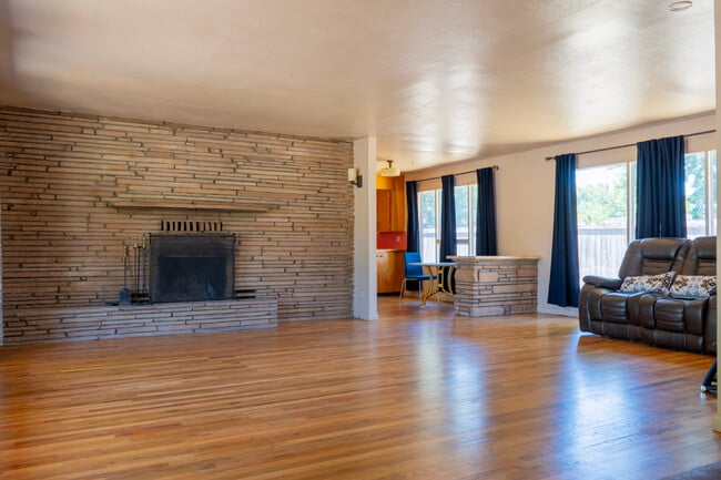 1107 S Cameron St in Boise, ID - Building Photo - Building Photo