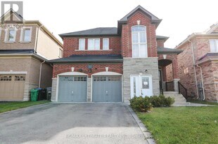 23 Seastar Rd in Brampton, ON - Building Photo