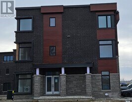 146 Wascana Rd in Vaughan, ON - Building Photo