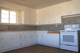 1308 High St in Rawlins, WY - Building Photo - Building Photo