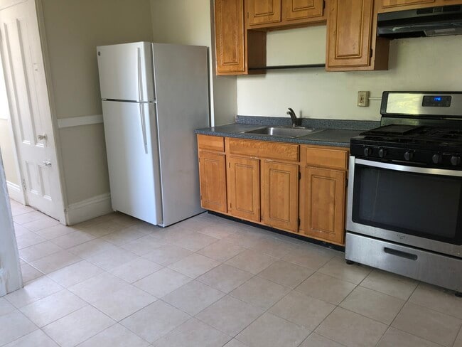 185 Harvard St, Unit 3