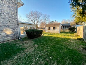 8705 Mill Run Dr in Knoxville, TN - Building Photo - Building Photo