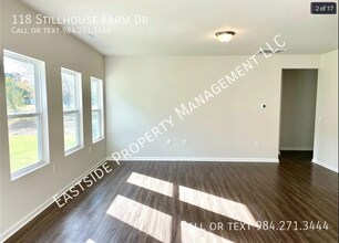 118 Stillhouse Farm Dr in Graham, NC - Building Photo - Building Photo