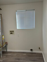 230 N Inez St in Hemet, CA - Building Photo - Building Photo
