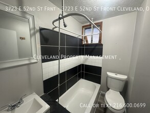 3723 E 52nd St in Cleveland, OH - Foto de edificio - Building Photo