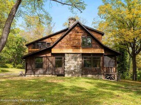 5 Riverby Ln in West Park, NY - Building Photo