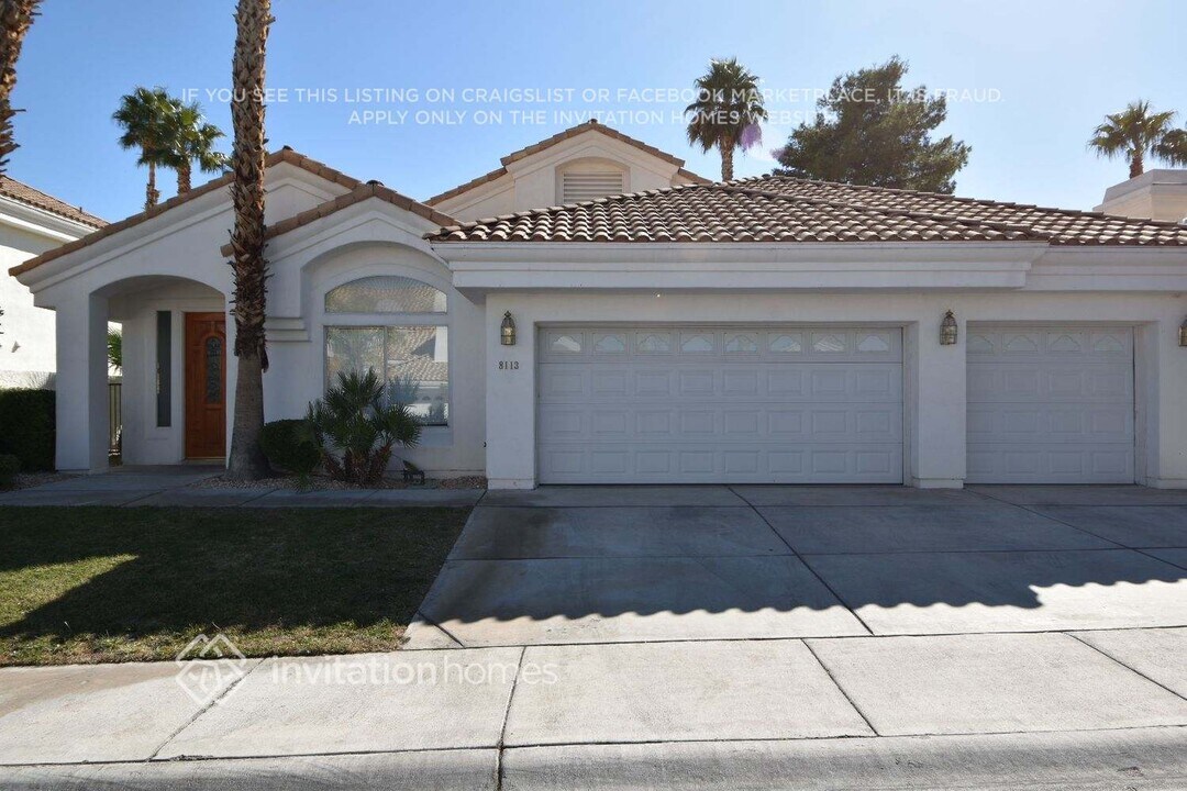 8113 Sunset Cove Dr in Las Vegas, NV - Building Photo