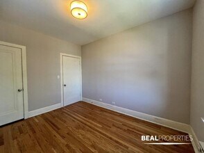 2317.5 N Rockwell St in Chicago, IL - Building Photo - Building Photo