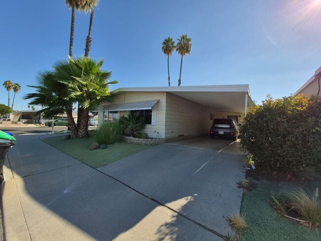 property at 1006 San Nicolas St
