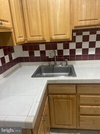 1833 W Lexington St photo'