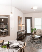 Encore at Forest Park in St. Louis, MO - Building Photo - Building Photo