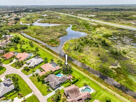34 Dunbar Rd in Palm Beach Gardens, FL - Building Photo