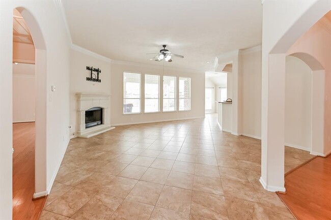 14326 Stonebury Trail Ln in Houston, TX - Building Photo - Building Photo