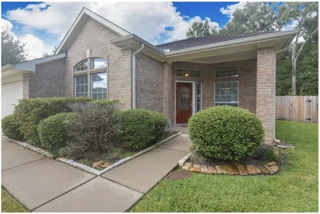 3848 Armand Dr in Dickinson, TX - Building Photo - Building Photo