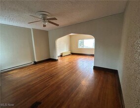 1028 Jefferson Ave in Akron, OH - Building Photo - Building Photo