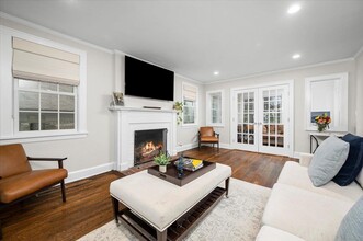 19 Nassau Rd in Larchmont, NY - Building Photo - Building Photo