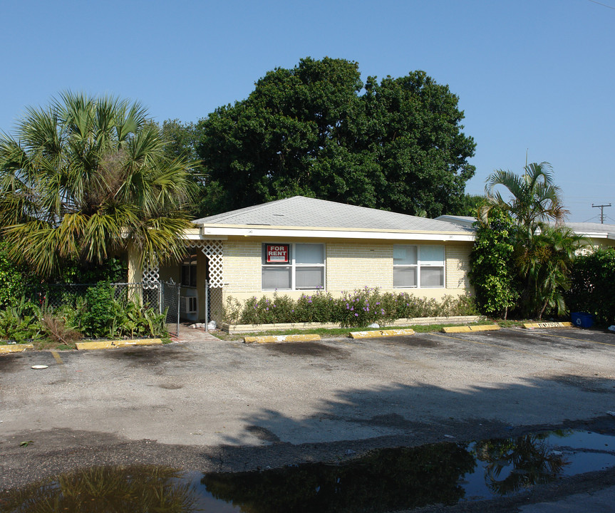 1021 NW 4th Ave in Fort Lauderdale, FL - Building Photo