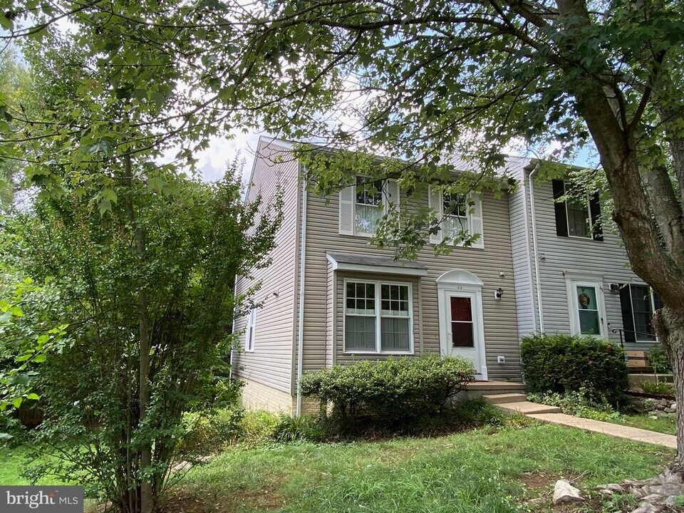 39 Ryan Ct in Shepherdstown, WV - Building Photo