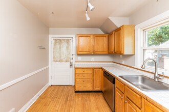 4153 N Whipple St, Unit 2 in Chicago, IL - Building Photo - Building Photo