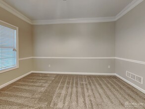 1012 Levista Dr in Locust Grove, GA - Building Photo - Building Photo