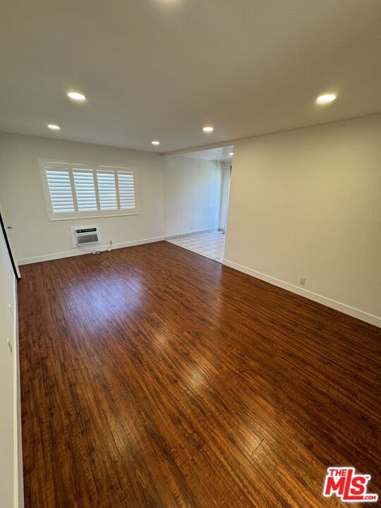 3707 Kelton Ave in Los Angeles, CA - Building Photo - Building Photo