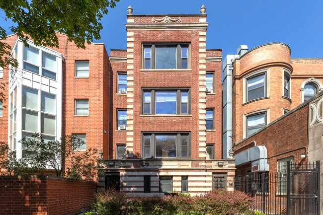 5508 S. Cornell Avenue in Chicago, IL - Building Photo - Building Photo