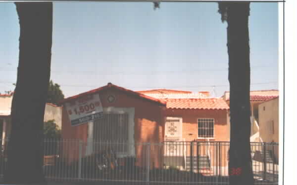 913-919 3/4 E. 87th St. in Los Angeles, CA - Building Photo - Building Photo