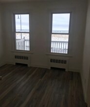 90 Winthrop Shore Dr, Unit 2 in Winthrop, MA - Foto de edificio - Building Photo