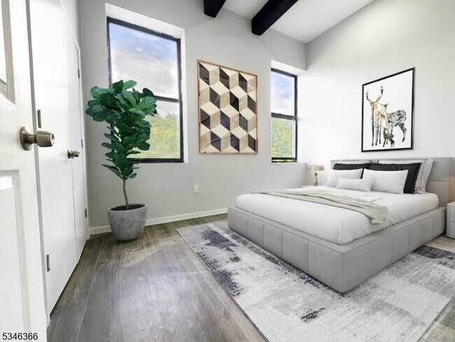 75 Sparta Ave in Newton, NJ - Foto de edificio - Building Photo