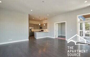 3620 W Irving Park Rd, Unit 2 in Chicago, IL - Building Photo - Building Photo