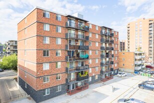 1236 15th Ave SW in Calgary, AB - Building Photo