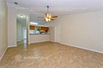 8514 Queen Brooks Ct in Tampa, FL - Foto de edificio - Building Photo