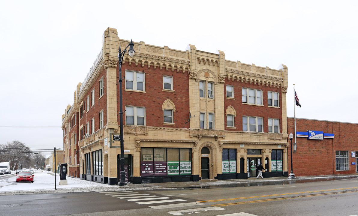 7701 S Cottage Grove in Chicago, IL - Foto de edificio