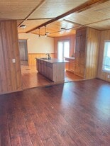 200 E Zora St in Joplin, MO - Building Photo