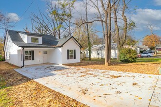 1016 Bales St in Gallatin, TN - Building Photo - Building Photo