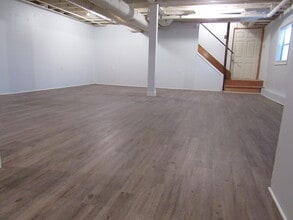 1273 W Wylie Bridge Rd in Woodstock, GA - Foto de edificio - Building Photo